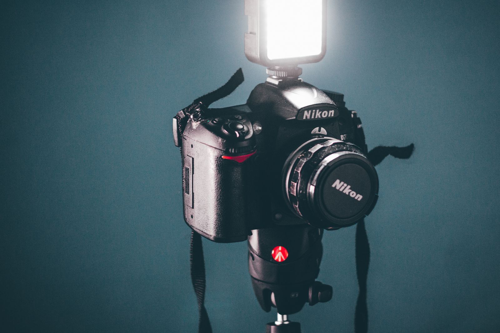 Appareil photo sur trépied